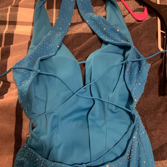 Formal/Prom Dress size 4, Caribbean Aqua, sequence & beads - Picture 4 of 8